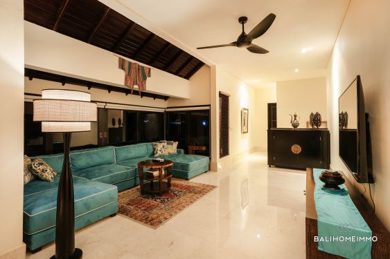 Image 13 from Villa mewah 3 kamar tidur di jantung Seminyak untuk dijual