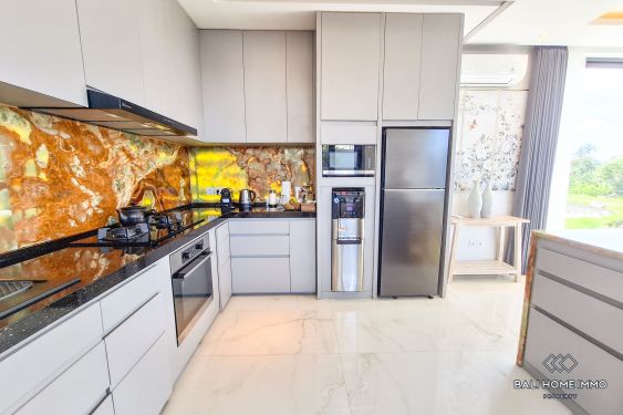 Image 9 from Villa familiale de 4 chambres avec vue sur l'océan à louer à distance de Lima Beach Bali