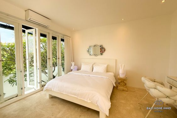 Image 16 from Dijual Villa Luas 4 Kamar Tidur dengan Taman di Seminyak