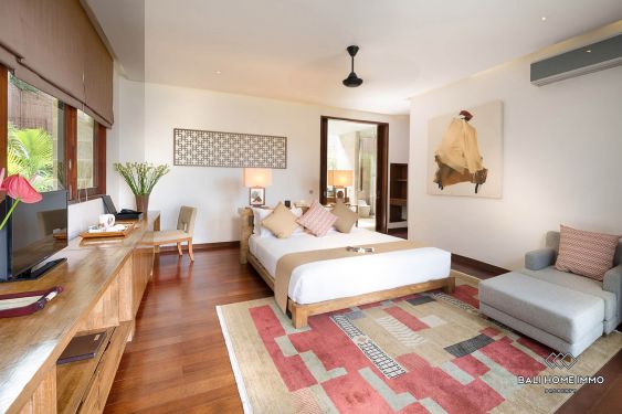 Image 8 from Luxury 4 Bedroom Villa Close to to Beach in Prime Area of Petitenget Seminyak