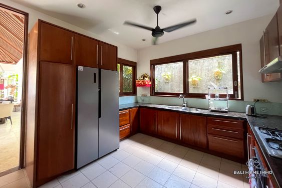 Image 7 from Luxury 4 Bedroom Villa Close to to Beach in Prime Area of Petitenget Seminyak