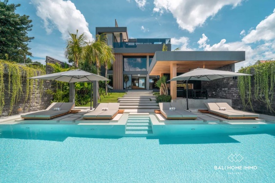 LUXURY 4 BEDROOM VILLA FOR LEASEHOLD SALE IN CANGGU BALI