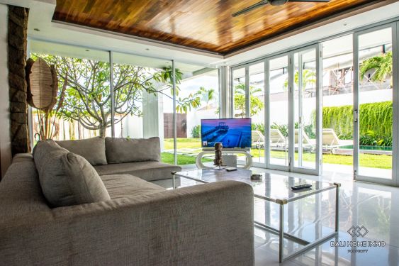 Image 8 from Villa de luxe de 4 chambres à louer au mois à Bali Seminyak