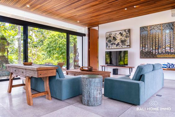 Image 7 from Villa de luxe de 4 chambres avec vue sur la jungle à vendre et à louer à Bali Tabanan Buwit