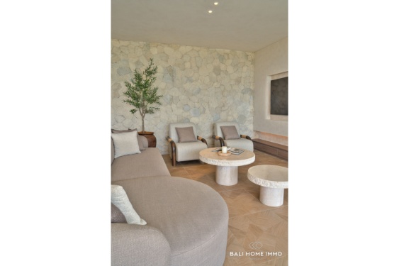 Image 5 from Villa de luxe de 4 chambres avec vue sur la mer à vendre et à louer à l'année à Bingin