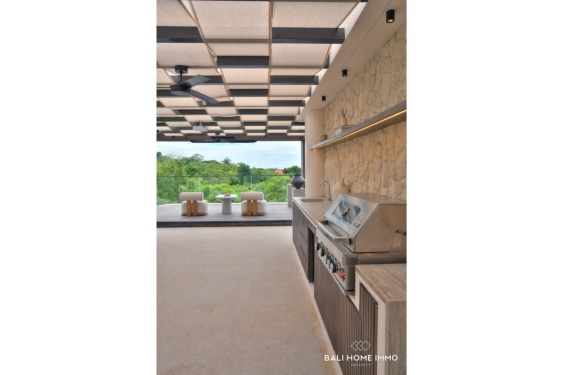 Image 18 from Villa de luxe de 4 chambres avec vue sur la mer à vendre et à louer à l'année à Bingin