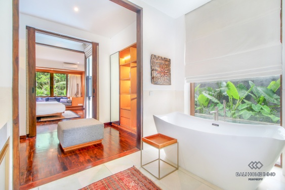Image 9 from Villa de luxe de 4 chambres en location mensuelle à Bali Canggu Berawa