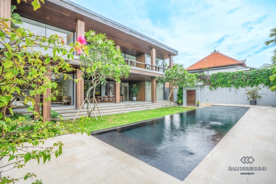 Image 1 from Luxury 4 Bedrooms villa for sale leasehold in Bali Pererenan Tumbak Bayuh
