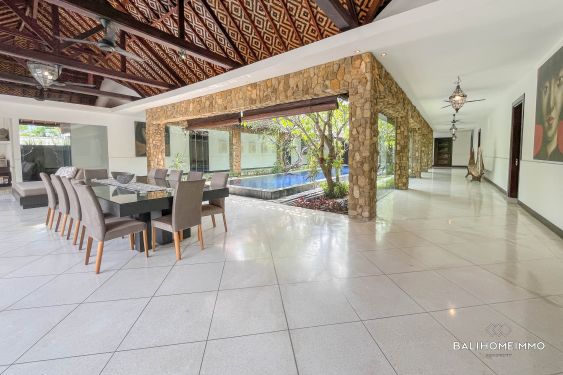 Image 8 from Spacious 5 Bedroom Villa for Sale Freehold in Bali Seminyak