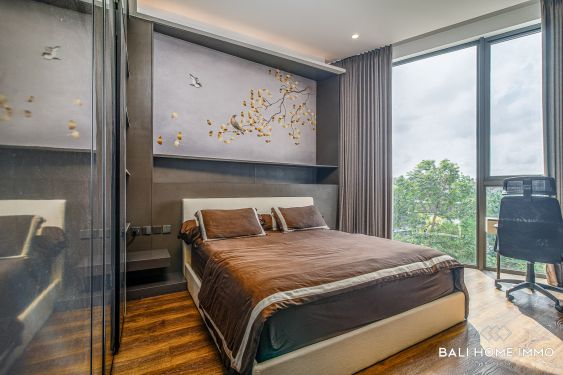 Image 12 from VILA MEWAH DENGAN 5 KAMAR TIDUR DIJUAL HAK MILIK DI BALI UMALAS