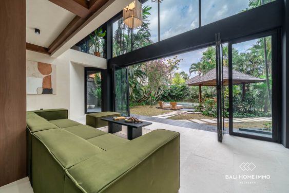 Image 3 from Luxury 5-bedroom Villa for Sale in Oberoi Seminyak