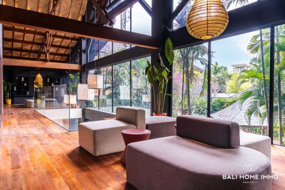 Image 10 from Luxury 5-bedroom Villa for Sale in Oberoi Seminyak