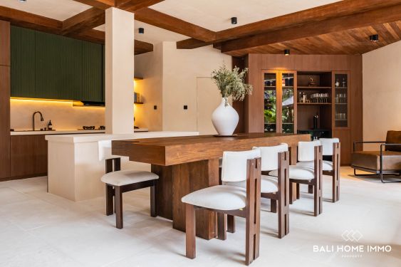 Image 7 from Luxury 5-bedroom Villa for Sale in Oberoi Seminyak