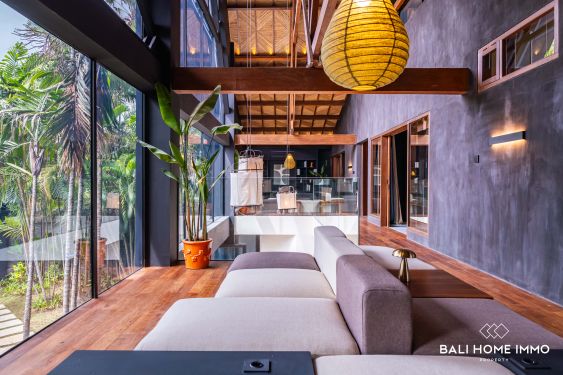 Image 11 from Luxury 5-bedroom Villa for Sale in Oberoi Seminyak