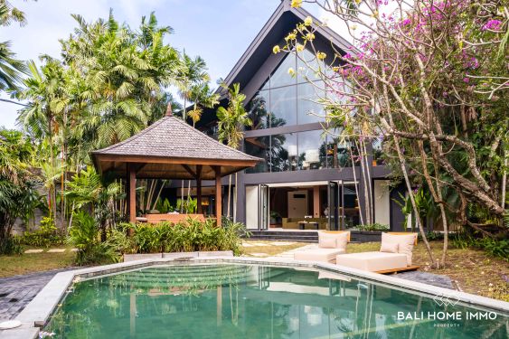 Image 1 from Luxury 5-bedroom Villa for Sale in Oberoi Seminyak