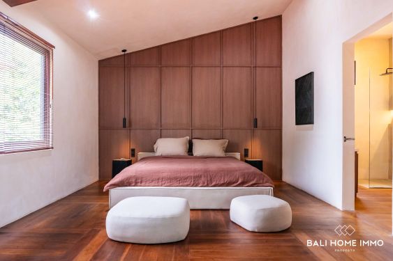 Image 18 from Luxury 5-bedroom Villa for Sale in Oberoi Seminyak