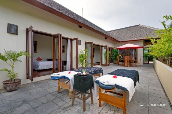 Image 10 from Villa de luxe avec 6 chambres à vendre ou à louer, à proximité de la plage de Seminyak