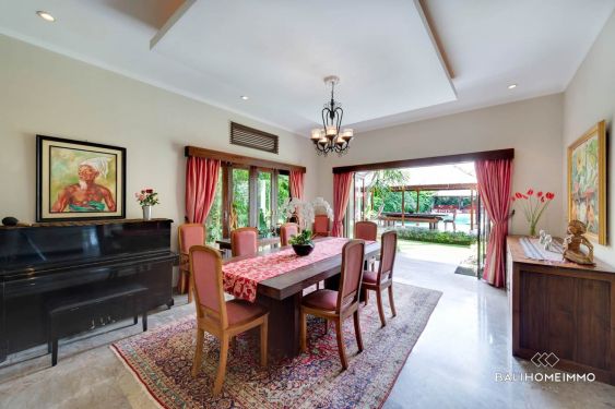 Image 3 from villa de luxe de 6 chambres à vendre en leasehold à Bali Seminyak Oberoi
