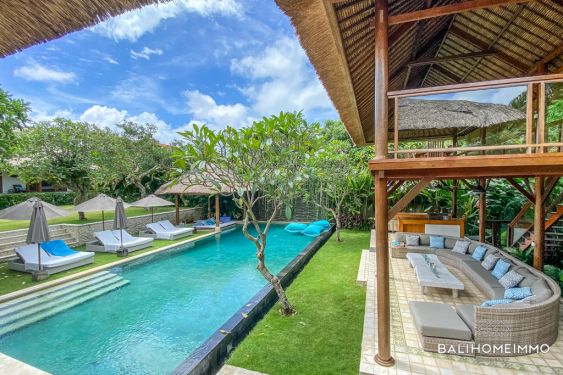Image 2 from Villa de luxe 6 chambres à vendre en location à Canggu Batu Bolong