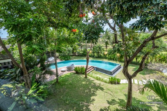 Image 2 from Villa de luxe de 5 chambres avec vue sur les rizières à vendre à Bali Pererenan