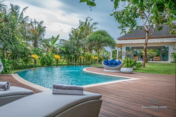 Image 4 from Luxury Ricefield View 5 Bedroom Villa for Sale and rent in Bali Pererenan