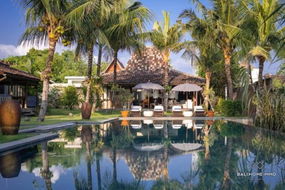 Image 3 from Luxury Spacious 6 Bedroom Villa for Sale Leasehold in Bali Kerobokan