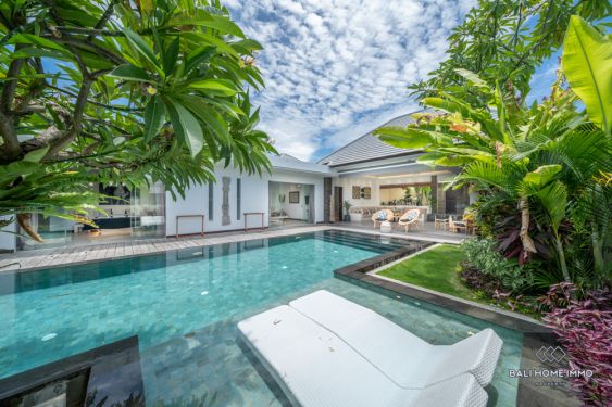 Image 1 from Mediterranean 3 Bedroom Villa for Sale Leasehold in Bali Seminyak