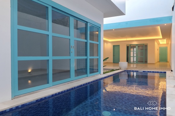 Vila 2 Kamar Tidur Berinspirasi Mediterania Dijual Dekat Pantai Melasti