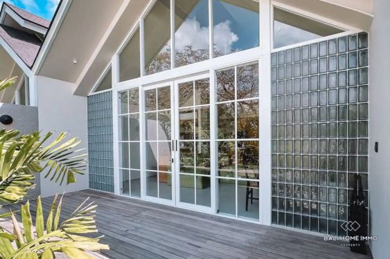 Image 1 from Villa moderne 1 chambre dans une résidence exclusive à vendre en bail à Jimbaran Bali