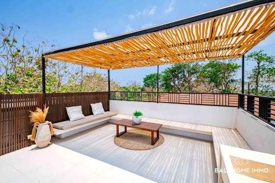 Villa moderne de 2 chambres à vendre à Bingin – Terrasse sur le toit et cadre verdoyant et paisible