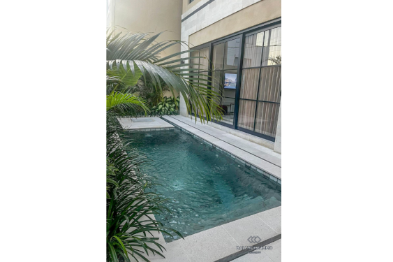 Image 1 from MODERN 3-BEDROOM VILLA FOR SALE IN THE HEART OF PERERENAN BEACH SIDE