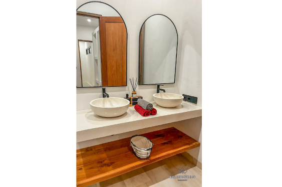 Image 12 from MODERN 3-BEDROOM VILLA FOR SALE IN THE HEART OF PERERENAN BEACH SIDE