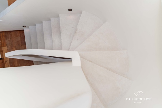 Image 14 from Villa Modern 2 Kamar Tidur Dijual Hak Milik di Berawa Bali