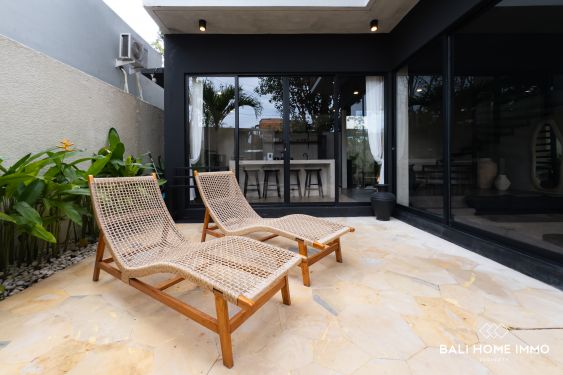 Image 2 from Villa moderne de 2 chambres à coucher à vendre en bail à Kayu Tulang Canggu