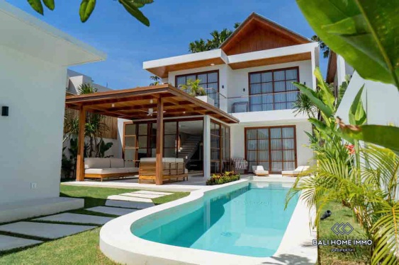 Image 1 from Villa familiale moderne de 3 chambres à louer à Bumbak Umalas Bali