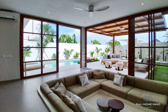 Image 3 from Villa familiale moderne de 3 chambres à louer à Bumbak Umalas Bali