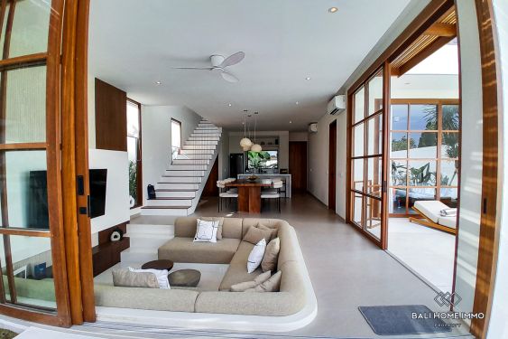 Image 2 from Villa familiale moderne de 3 chambres à louer à Bumbak Umalas Bali