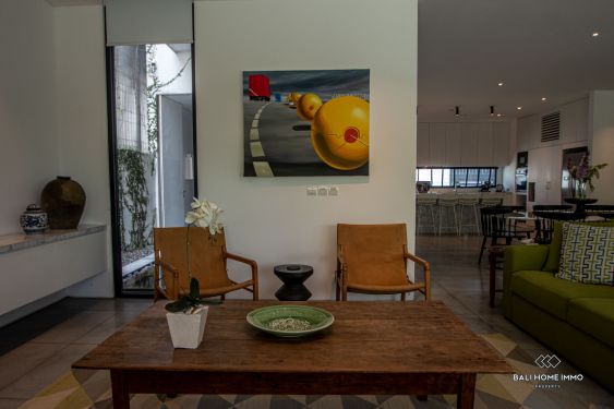 Image 5 from Vila 3 Kamar Modern untuk Dijual di Bali Umalas