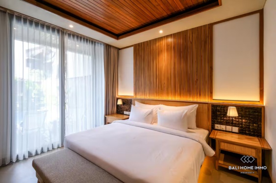 Image 8 from Villa moderne de 3 chambres à vendre en bail à Bali Canggu Batu Bolong Echo beach