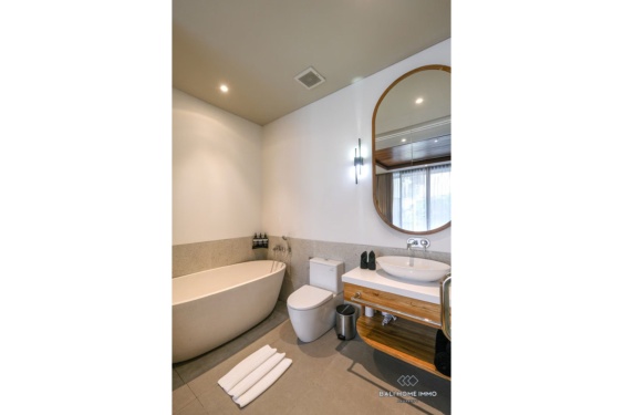 Image 18 from Villa moderne de 3 chambres à vendre en bail à Bali Canggu Batu Bolong Echo beach