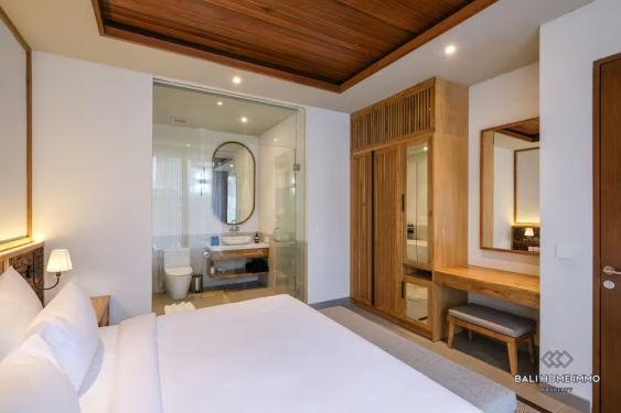 Image 15 from Villa moderne de 3 chambres à vendre en bail à Bali Canggu Batu Bolong Echo beach