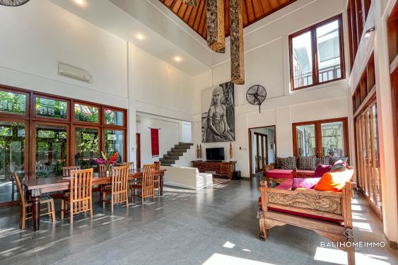 Image 10 from Grand 3 Bedroom Villa for Sale Leasehold in Bali Petitenget
