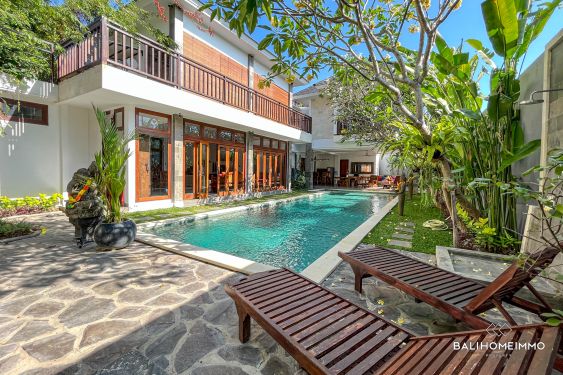 Image 4 from Grand 3 Bedroom Villa for Sale Leasehold in Bali Petitenget