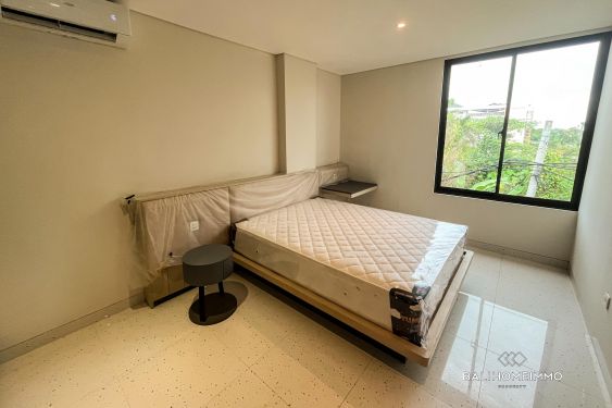 Image 9 from Disewakan vila baru 3 kamar tidur di Berawa jarak berjalan kaki dari pantai