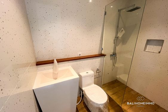 Image 12 from Disewakan vila baru 3 kamar tidur di Berawa jarak berjalan kaki dari pantai