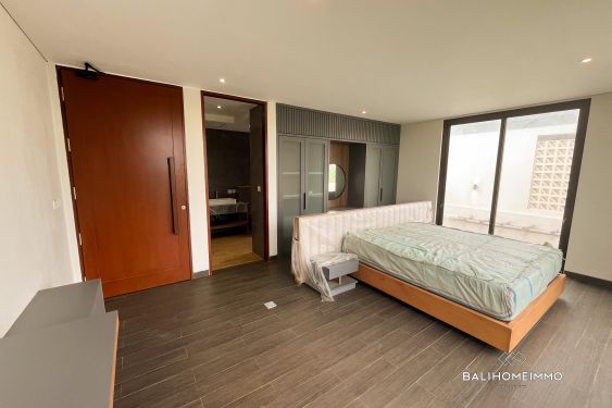 Image 6 from Disewakan vila baru 3 kamar tidur di Berawa jarak berjalan kaki dari pantai