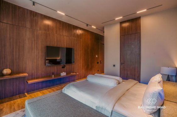 Image 7 from Vila Modern 3 Kamar Tidur untuk Disewa di Umalas