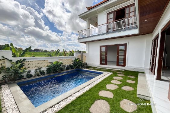 Image 12 from 3 Bedroom Villa with rice field view for rent in North Canggu