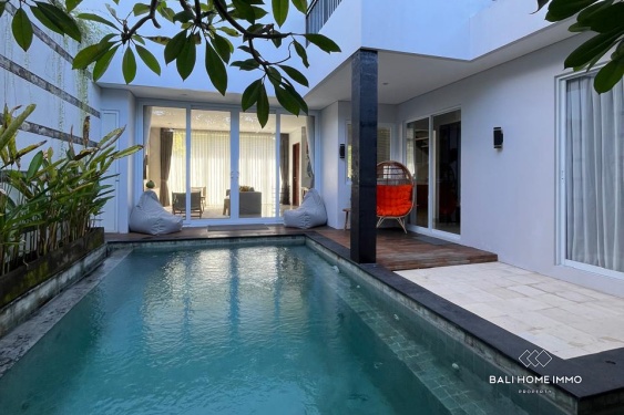 Image 1 from Vila 4 Kamar Tidur Modern Disewakan di Bali Seminyak