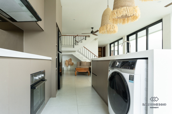 Image 8 from Villa Modern 4 Kamar Dijual dan Disewakan di Bali Canggu Batu Bolong Echo Beach